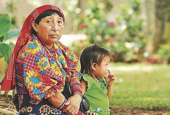 El Plan de Empoderamiento Económico para Mujeres Indígenas busca fortalecer el liderazgo de las mujeres originarias dentro y fuera de sus comunidades. El Plan de Empoderamiento Económico para Mujeres Indígenas busca fortalecer el liderazgo de las mujeres originarias dentro y fuera de sus comunidades.
