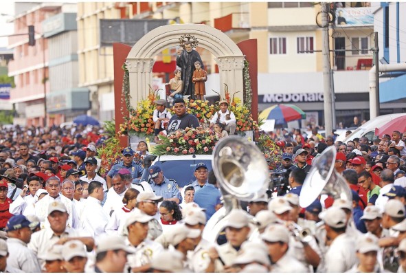 Feligreses celebraron ayer. Feligreses celebraron ayer.