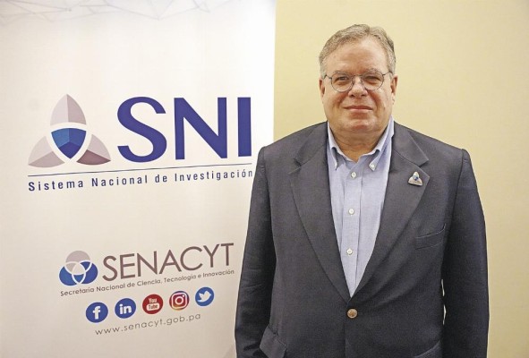 Bruno Zachrisson, investigador y científico panameño Bruno Zachrisson, investigador y científico panameño