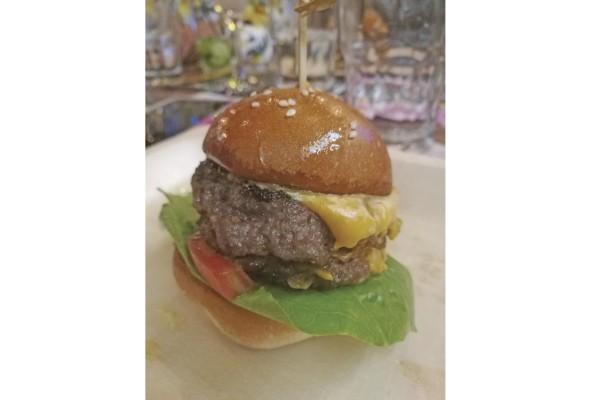 The Old School burger The Old School burger