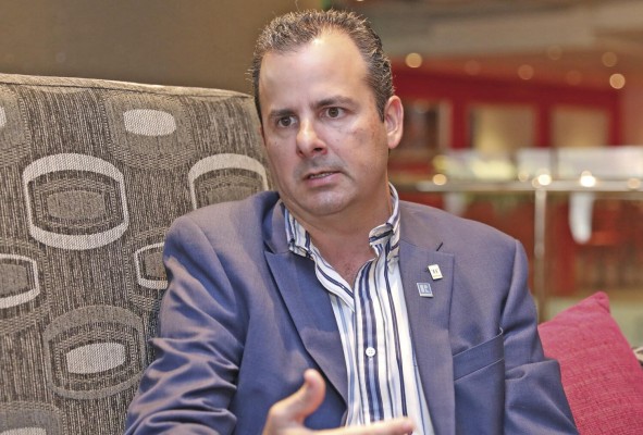 Frank Morrice, presidente de Acobir, cree que ayudar a los corredores a trabajar de forma más colaborativa e incorporarlos en la asociación para elevar el nivel, son algunos de los retos principales. Frank Morrice, presidente de Acobir, cree que ayudar a los corredores a trabajar de forma más colaborativa e incorporarlos en la asociación para elevar el nivel, son algunos de los retos principales.