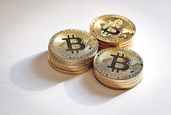Según los encuestados, en los próximos 5 años las criptomonedas habrán permeado la mayoría de los tipos de transacciones Según los encuestados, en los próximos 5 años las criptomonedas habrán permeado la mayoría de los tipos de transacciones
