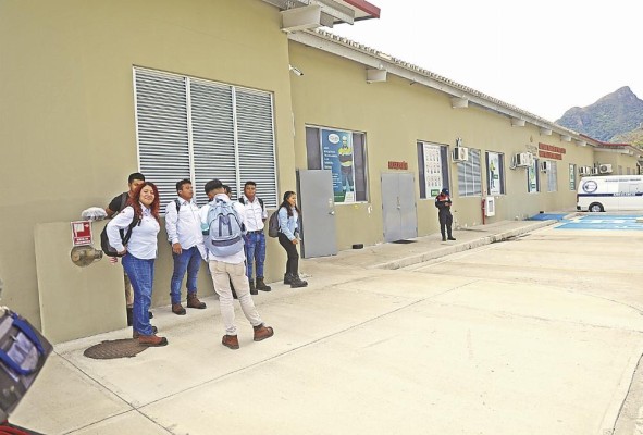 Programas educativos al servicio del país Programas educativos al servicio del país