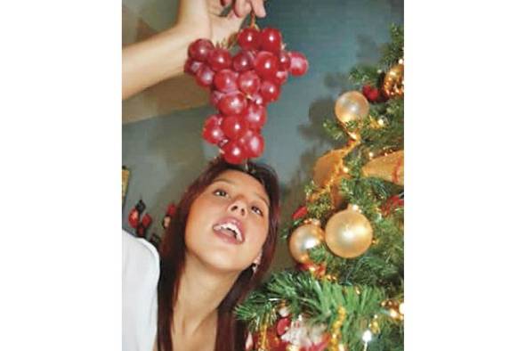 Las doce uvas y otras tradiciones para atraer la buena suerte en Año Nuevo Las doce uvas y otras tradiciones para atraer la buena suerte en Año Nuevo