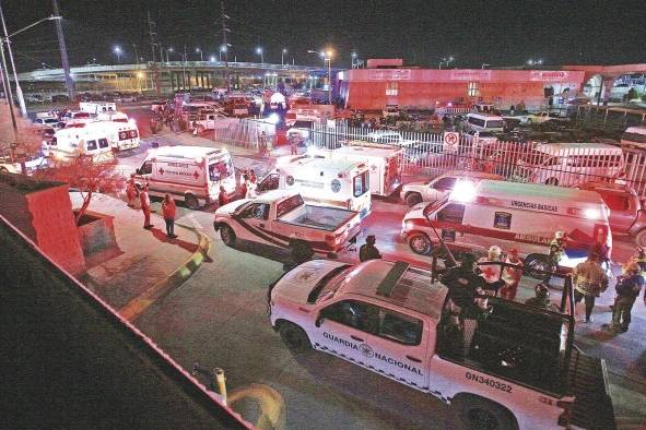 Equipos de emergencia llegan al Instituto Nacional de Migración (INM), en Ciudad Juárez, Chihuahua. Equipos de emergencia llegan al Instituto Nacional de Migración (INM), en Ciudad Juárez, Chihuahua.