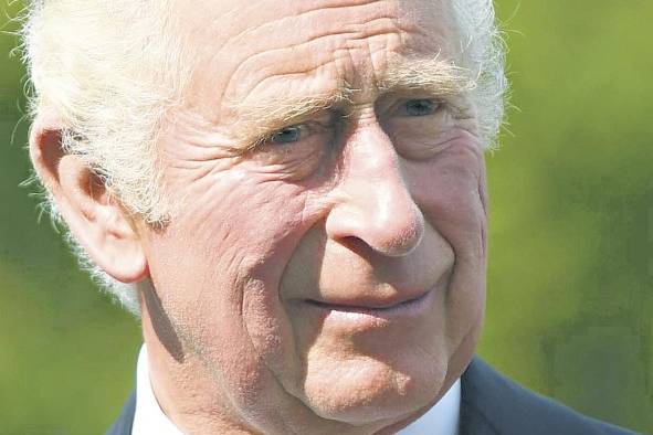 Expertos esperan avance en temas climáticos y culturales con Carlos III como nuevo Rey. Expertos esperan avance en temas climáticos y culturales con Carlos III como nuevo Rey.