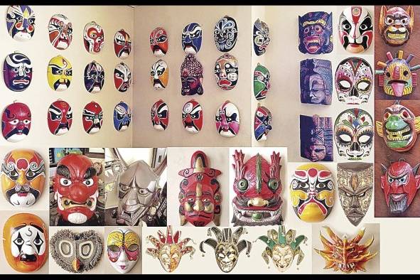 Cada país y cultura, no importa de qué parte del mundo sea, tiene una máscara interesante con una historia rica. Colección de máscaras de Nelson Hernández. Cada país y cultura, no importa de qué parte del mundo sea, tiene una máscara interesante con una historia rica. Colección de máscaras de Nelson Hernández.