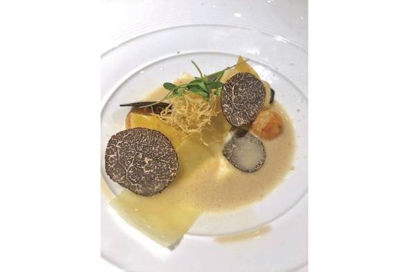 Ravioli con trufa negra de Perigord Ravioli con trufa negra de Perigord