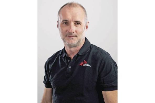 David Noguera cumplirá 20 años de servicio en MSF, desde su primera misión en las islas Canarias (España). David Noguera cumplirá 20 años de servicio en MSF, desde su primera misión en las islas Canarias (España).