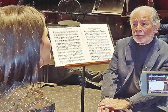 El maestro Jorge Ledezma Bradley reitera el valor, para sus músicos y para si mismo, de reencontrarse con las audiencias tras las limitaciones de la pandemia. El maestro Jorge Ledezma Bradley reitera el valor, para sus músicos y para si mismo, de reencontrarse con las audiencias tras las limitaciones de la pandemia.