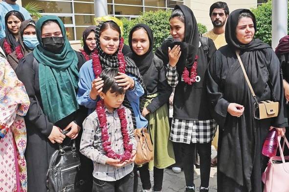 La llegada al poder de los talibanes el pasado 15 de agosto ha disparado las alarmas entre mujeres afganas. La llegada al poder de los talibanes el pasado 15 de agosto ha disparado las alarmas entre mujeres afganas.