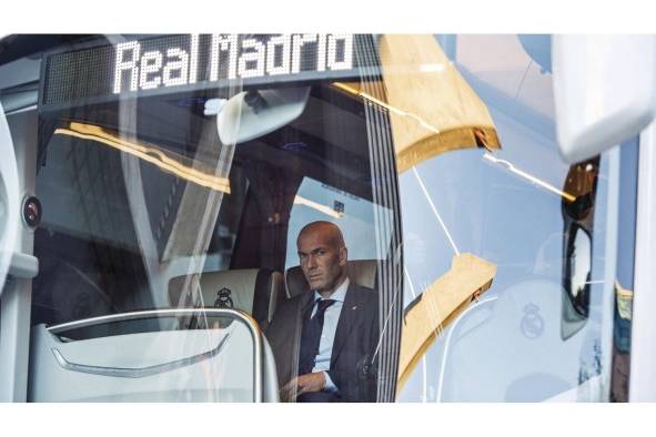 Real Madrid y Barcelona se concentrarán en el Hotel Sofía y partirán al Camp Nou a la misma hora en diferentes buses. Real Madrid y Barcelona se concentrarán en el Hotel Sofía y partirán al Camp Nou a la misma hora en diferentes buses.