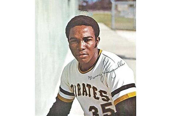 Sanguillén (Colón, Panamá, 21 de marzo de 1944) fue receptor en las Grandes Ligas de Béisbol. Sanguillén (Colón, Panamá, 21 de marzo de 1944) fue receptor en las Grandes Ligas de Béisbol.