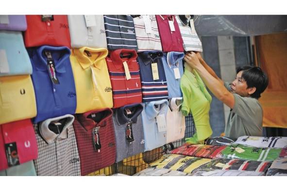 Asia se corona como el continente con mayor producción y distribución ilícita en nueve de diez categorías. Asia se corona como el continente con mayor producción y distribución ilícita en nueve de diez categorías.