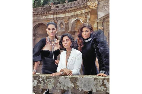 Zendaya, Lily Albridge y Naomi Scott, los rostros en la nueva apuesta de la casa de joyería italiana. Zendaya, Lily Albridge y Naomi Scott, los rostros en la nueva apuesta de la casa de joyería italiana.
