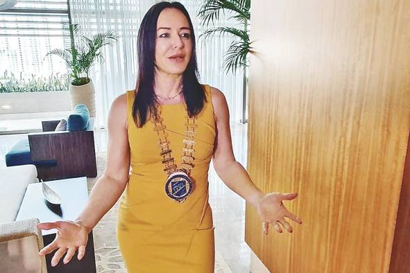 Skål International es una organización turística con más de 900 clubs a nivel mundial. Para su presidenta, uno de los mayores retos del sector es asumir la adaptabilidad como una necesidad, ante las demandas de las nuevas tecnologías y los perfiles de los viajeros que desean acumular nuevas experiencias. Skål International es una organización turística con más de 900 clubs a nivel mundial. Para su presidenta, uno de los mayores retos del sector es asumir la adaptabilidad como una necesidad, ante las demandas de las nuevas tecnologías y los perfiles de los viajeros que desean acumular nuevas experiencias.
