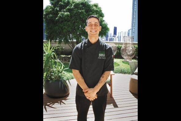 Chef Alcides Segovia Chef Alcides Segovia