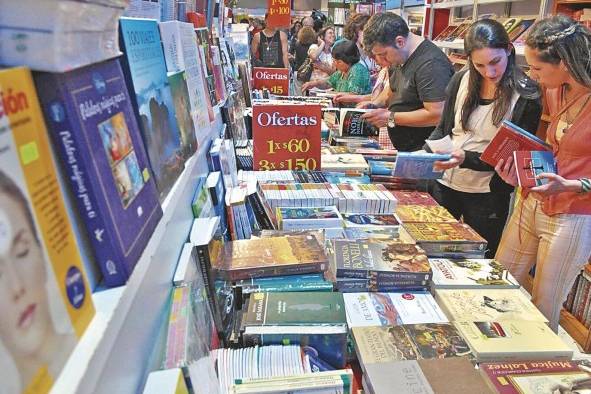 La Feria Internacional del Libro de Bogotá se realizará del 19 de abril al 2 de mayo de 2022. La Feria Internacional del Libro de Bogotá se realizará del 19 de abril al 2 de mayo de 2022.