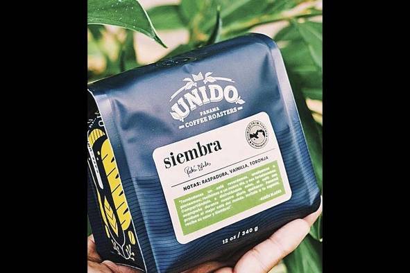 El caturra se caracteriza por ser un café fino, suave y de buen aroma. El caturra se caracteriza por ser un café fino, suave y de buen aroma.