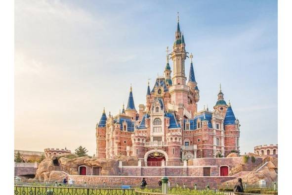 Disney cerró los parques de Shanghái, Hong Kong, Tokio, París, Califronia y Florida. Disney cerró los parques de Shanghái, Hong Kong, Tokio, París, Califronia y Florida.