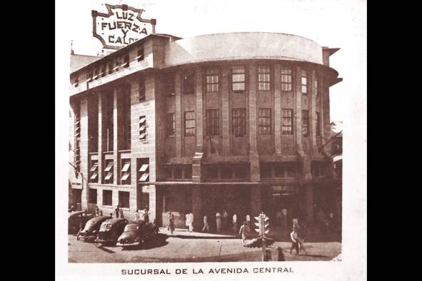 La actual sucursal del Banco Nacional de Panamá en la Séptima Central. La actual sucursal del Banco Nacional de Panamá en la Séptima Central.