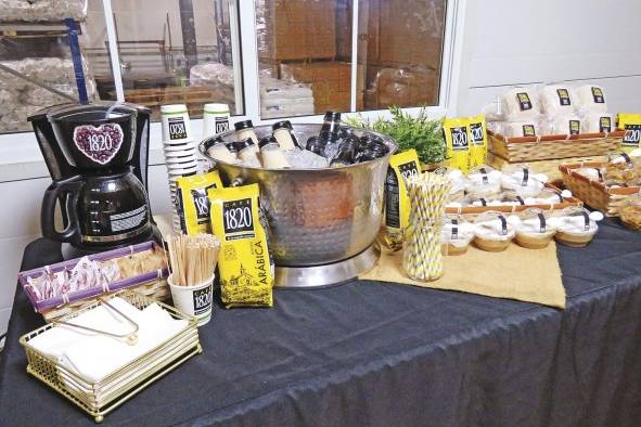 La chef Rachel Pol preparó platos ligeros y sencillos con el café como uno de sus ingredientes. La chef Rachel Pol preparó platos ligeros y sencillos con el café como uno de sus ingredientes.