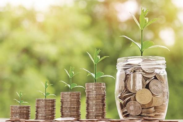 Los expertos consideran que emprender un pequeño negocio puede ayudar a las personas a salir de la pobreza. Los expertos consideran que emprender un pequeño negocio puede ayudar a las personas a salir de la pobreza.