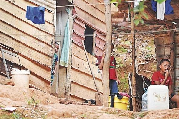 Las proyecciones de Cepal indican que la pobreza disminuirá en 2022, en Panamá. Las proyecciones de Cepal indican que la pobreza disminuirá en 2022, en Panamá.