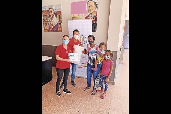 La primera iniciativa de ADEP en materia culinaria ha beneficiado a la población de Cabo Verde en los últimos meses. La primera iniciativa de ADEP en materia culinaria ha beneficiado a la población de Cabo Verde en los últimos meses.