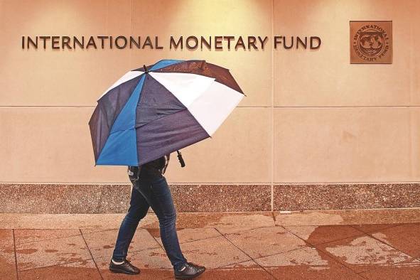 El FMI estima que el creciente poder de mercado explica al menos el 10% de la disminución de la participación de los ingresos que reciben los trabajadores. El FMI estima que el creciente poder de mercado explica al menos el 10% de la disminución de la participación de los ingresos que reciben los trabajadores.