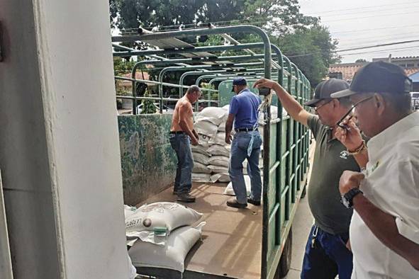 La ayuda para los productores afectados por la variabilidad climática llegó este jueves. La ayuda para los productores afectados por la variabilidad climática llegó este jueves.