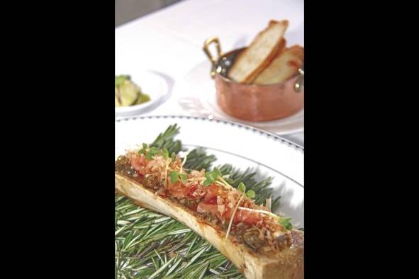 Tuétano con salmón ahumado Tuétano con salmón ahumado