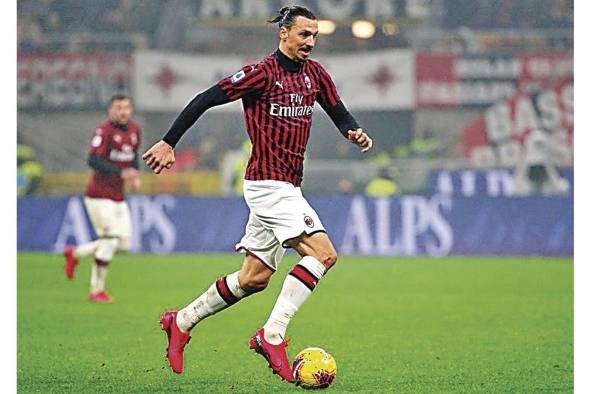 Ibrahimovic durante el partido encontró los espacios suficientes para explotar todo su talento. Ibrahimovic durante el partido encontró los espacios suficientes para explotar todo su talento.