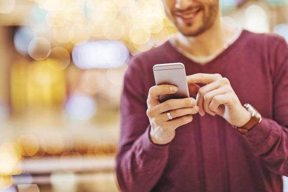 Esto permite que las facturas sean verificadas desde el dispositivo celular, a través del correo electrónico. Esto permite que las facturas sean verificadas desde el dispositivo celular, a través del correo electrónico.