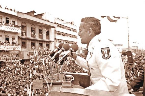 Omar Torrijos Herrera, jefe de gobierno y militar panameño. Omar Torrijos Herrera, jefe de gobierno y militar panameño.