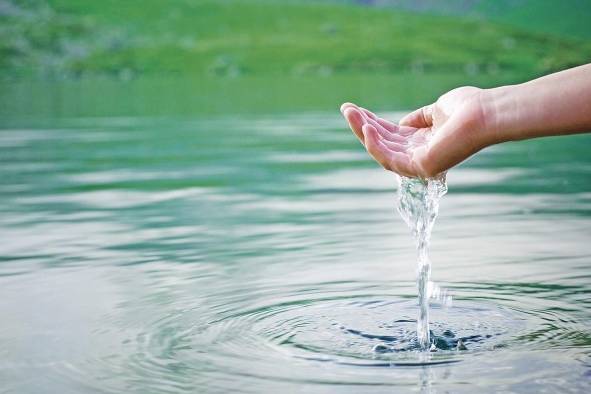 Agua limpia y saneamiento es uno de los Objetivos de Desarrollo Sostenible Agua limpia y saneamiento es uno de los Objetivos de Desarrollo Sostenible