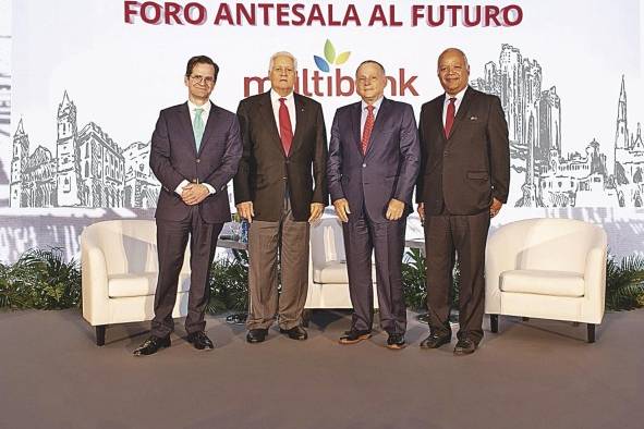 Gerardo Ulloa, gerente general de Multibank; Ernesto Pérez Balladares, expresidente de la República; Alberto Alemán Zubieta, exadministrador de la Autoridad del Canal de Panamá (ACP), profesor y analista Edwin Cabrera . Gerardo Ulloa, gerente general de Multibank; Ernesto Pérez Balladares, expresidente de la República; Alberto Alemán Zubieta, exadministrador de la Autoridad del Canal de Panamá (ACP), profesor y analista Edwin Cabrera .