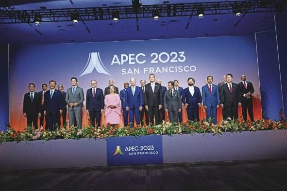 Los líderes estuvieron en la cumbre de la APEC, que culminó el 17 de noviembre. Los líderes estuvieron en la cumbre de la APEC, que culminó el 17 de noviembre.