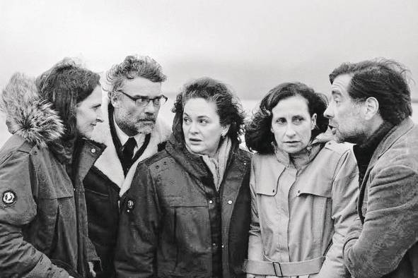 Larraín carga a 'El conde' con un humor seco, satírico, y experiencias difíciles de aceptar desde la lógica. Larraín carga a 'El conde' con un humor seco, satírico, y experiencias difíciles de aceptar desde la lógica.