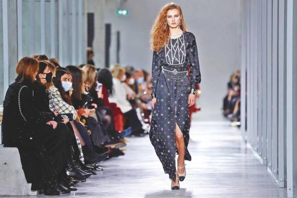 Chanel, capitaneada por Virginie Viard tras la muerte en 2019 de Karl Lagerfeld. Chanel, capitaneada por Virginie Viard tras la muerte en 2019 de Karl Lagerfeld.