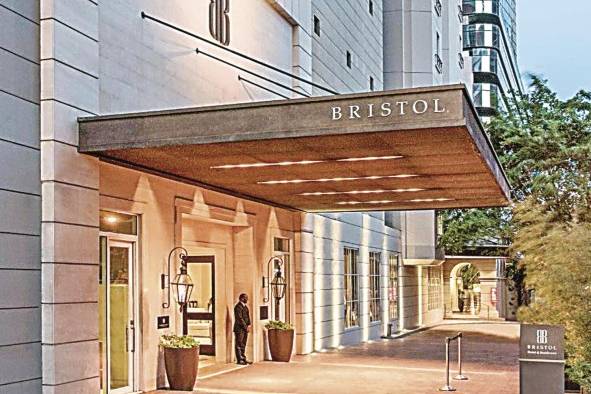 El istmo panameño cuenta con una gran variedad de hoteles. El istmo panameño cuenta con una gran variedad de hoteles.