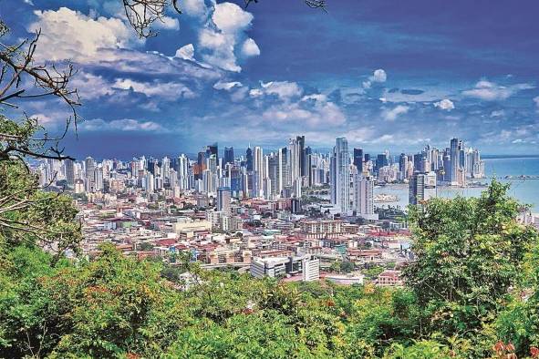 El ser humano ha transformado el ambiente natural en sitios urbanos. El ser humano ha transformado el ambiente natural en sitios urbanos.
