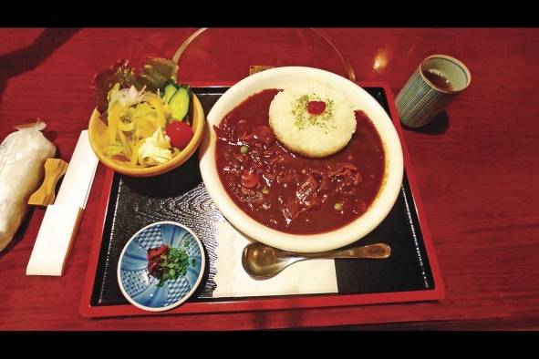 El arroz es parte fundamental en la dieta de los japoneses. El arroz es parte fundamental en la dieta de los japoneses.
