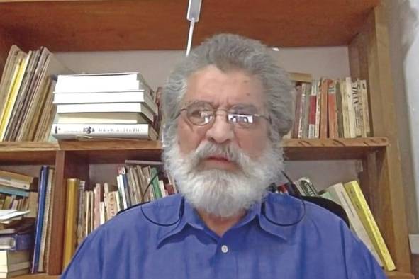Williams Hughes, economista y docente Williams Hughes, economista y docente