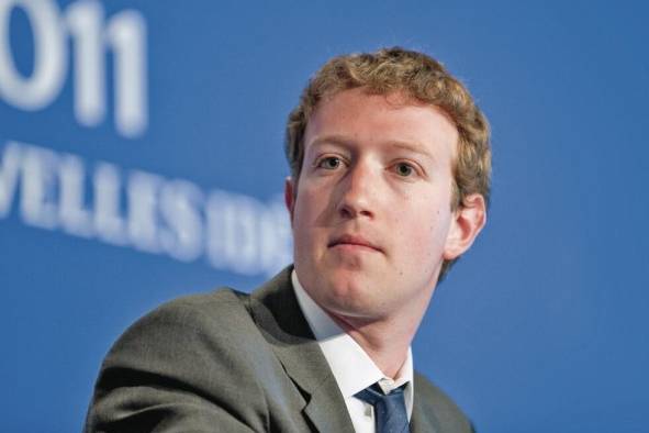 Mark Elliot Zuckerberg35 años Creador y fundador de Facebook Mark Elliot Zuckerberg35 años Creador y fundador de Facebook