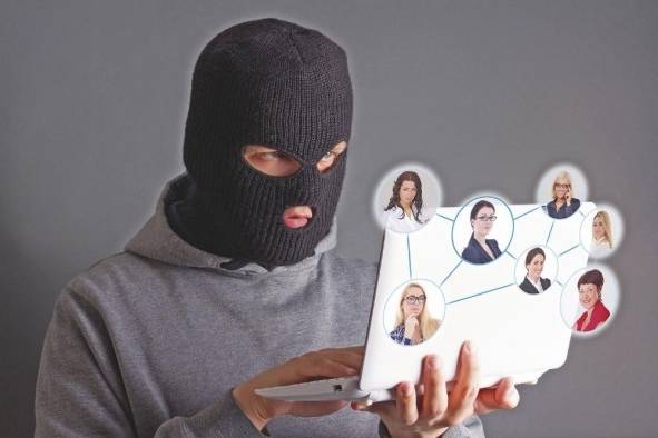 Las estafas en redes sociales han sido motivo de preocupación ante la enorme ola que sigue creciendo y ataca a celebridades, compañías e individuos de la sociedad. Las estafas en redes sociales han sido motivo de preocupación ante la enorme ola que sigue creciendo y ataca a celebridades, compañías e individuos de la sociedad.