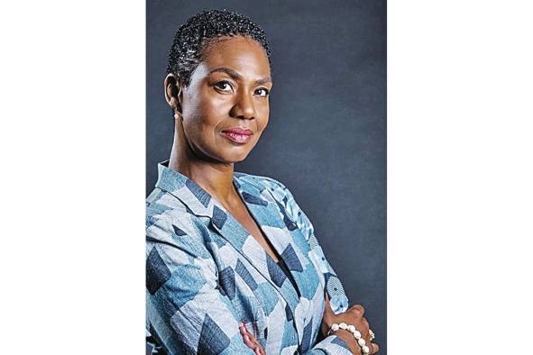 Sharron McPherson es madre, investigadora, profesora y emprendedora que reside en Sudáfrica y ha recaudado millones de dólares para emprendimientos tecnológicos y sostenibles alrededor del mundo. Sharron McPherson es madre, investigadora, profesora y emprendedora que reside en Sudáfrica y ha recaudado millones de dólares para emprendimientos tecnológicos y sostenibles alrededor del mundo.