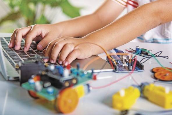 El modelo educativo Steam puede ser una alternativa para los niños y adolescentes a quienes les cuesta aprender bajo los modelos tradicionales. El modelo educativo Steam puede ser una alternativa para los niños y adolescentes a quienes les cuesta aprender bajo los modelos tradicionales.