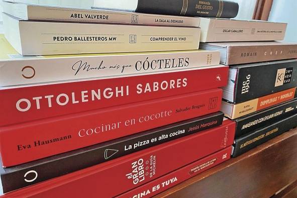 'Bagá. El equilibrio del sabor' (Montagud) resume el pensamiento culinario de Pedro Sánchez en el estrella Michelin Bagá. 'Bagá. El equilibrio del sabor' (Montagud) resume el pensamiento culinario de Pedro Sánchez en el estrella Michelin Bagá.
