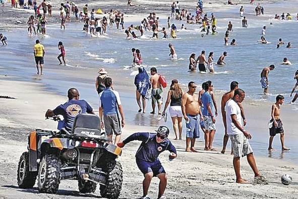 La nueva resolución en Panamá Oeste establece un horario, de lunes a domingo, de 6:00 a.m. a 5:30 p.m. para el acceso y uso de playas, ríos, lagos y balnearios para excursiones o paseos en transporte público. La nueva resolución en Panamá Oeste establece un horario, de lunes a domingo, de 6:00 a.m. a 5:30 p.m. para el acceso y uso de playas, ríos, lagos y balnearios para excursiones o paseos en transporte público.